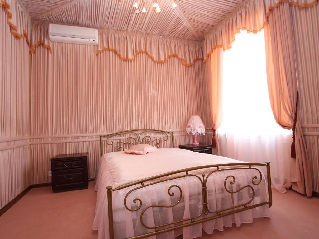 Paradise Hotel Svitlovods'k Phòng bức ảnh